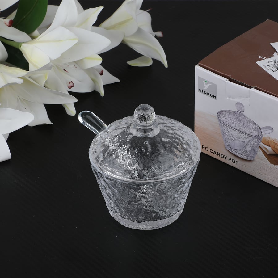 Glass container with lid, size 7*10 cm