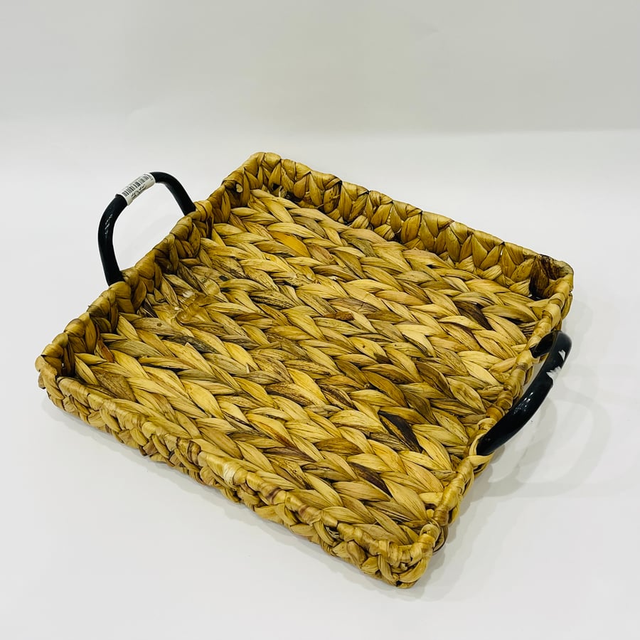 Square wicker basket with handle, 32*32 cm size