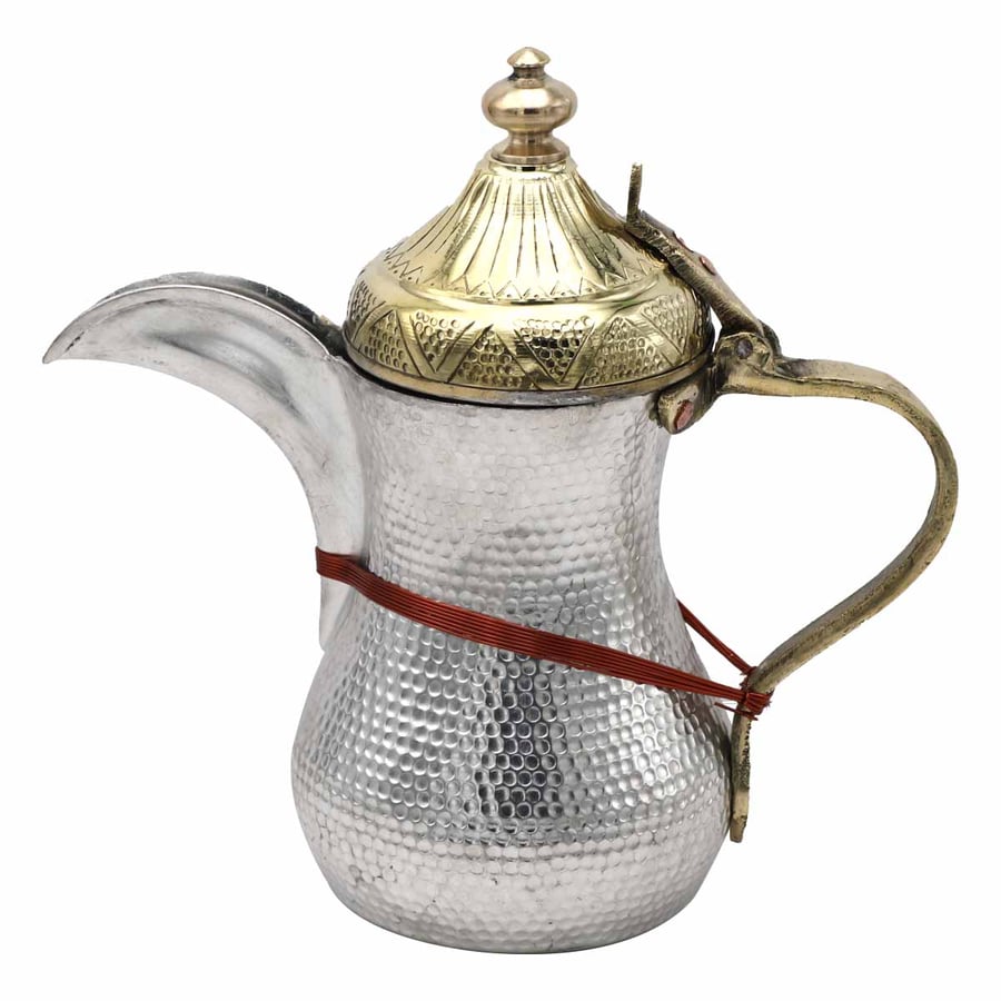 دلة القهوة العربية فضي +ذهبي وسط ارتفاع 23 سم