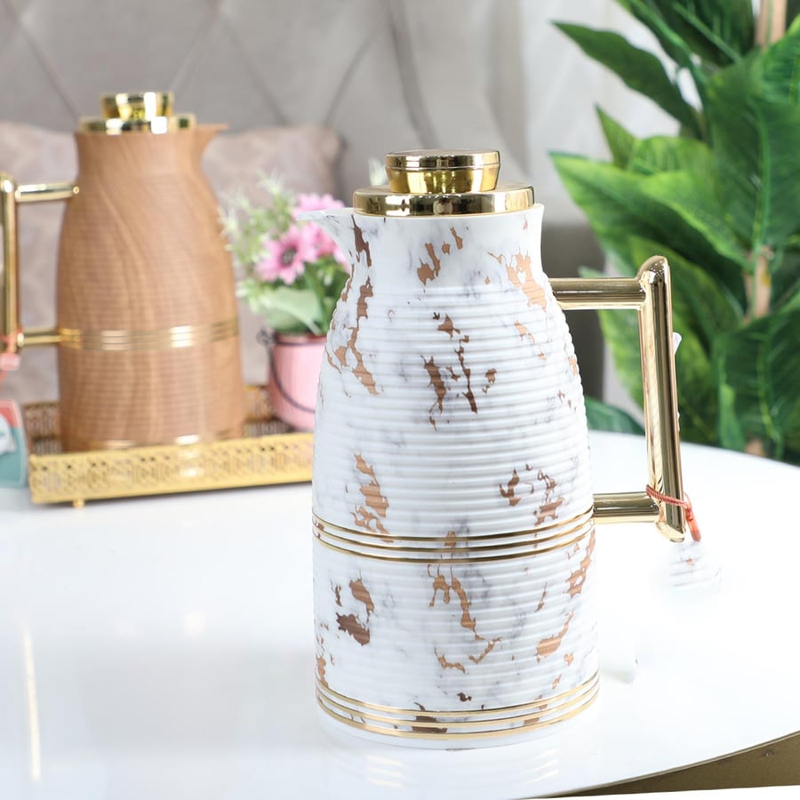 Thermos with marble color and gold 1 liter