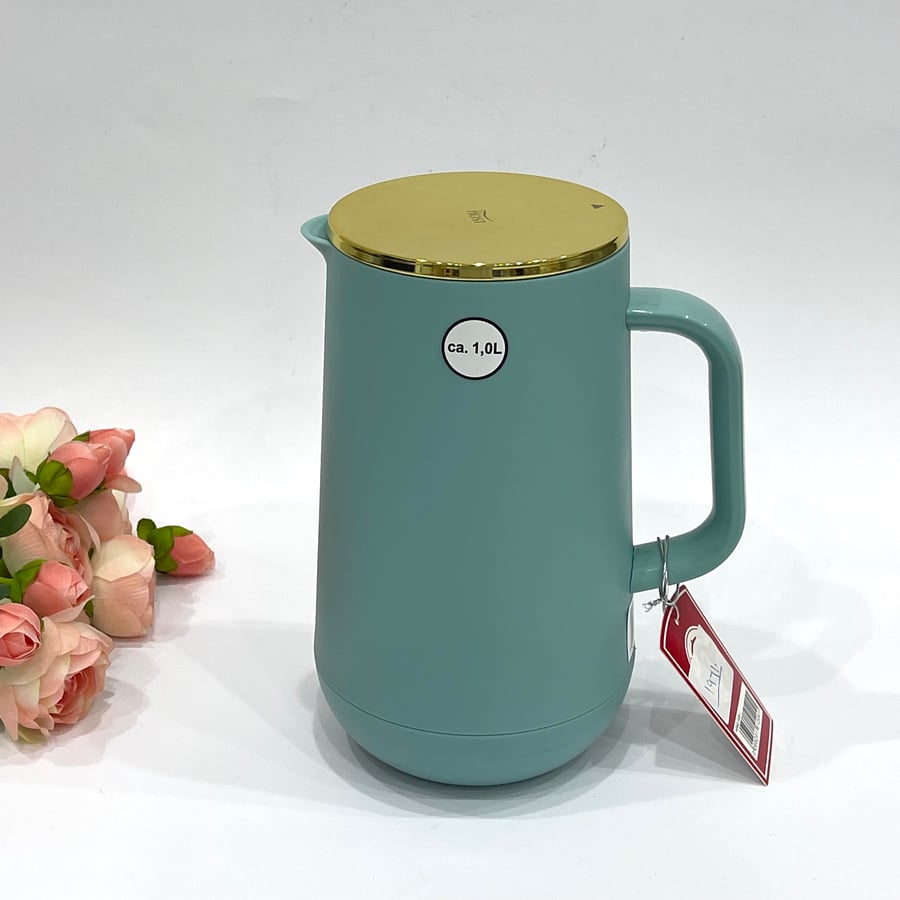 Thermos Host 1.0 liter with a golden lid