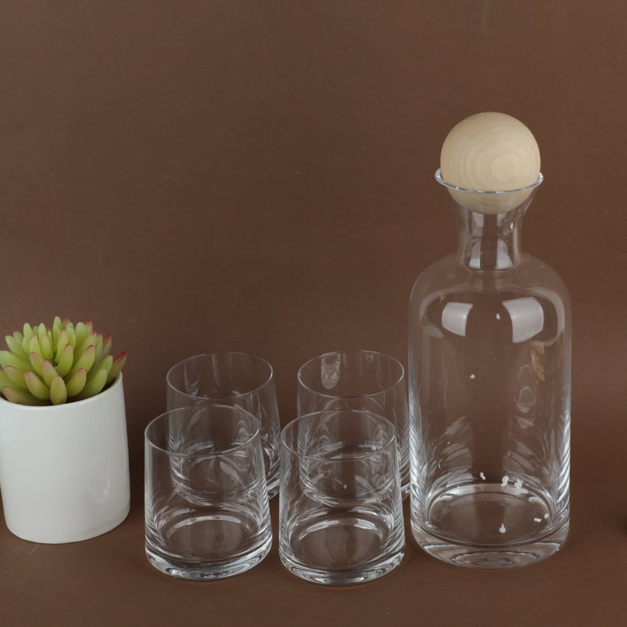 Glass jacket set with 4 glasses and a tray with a height of 28 cm
