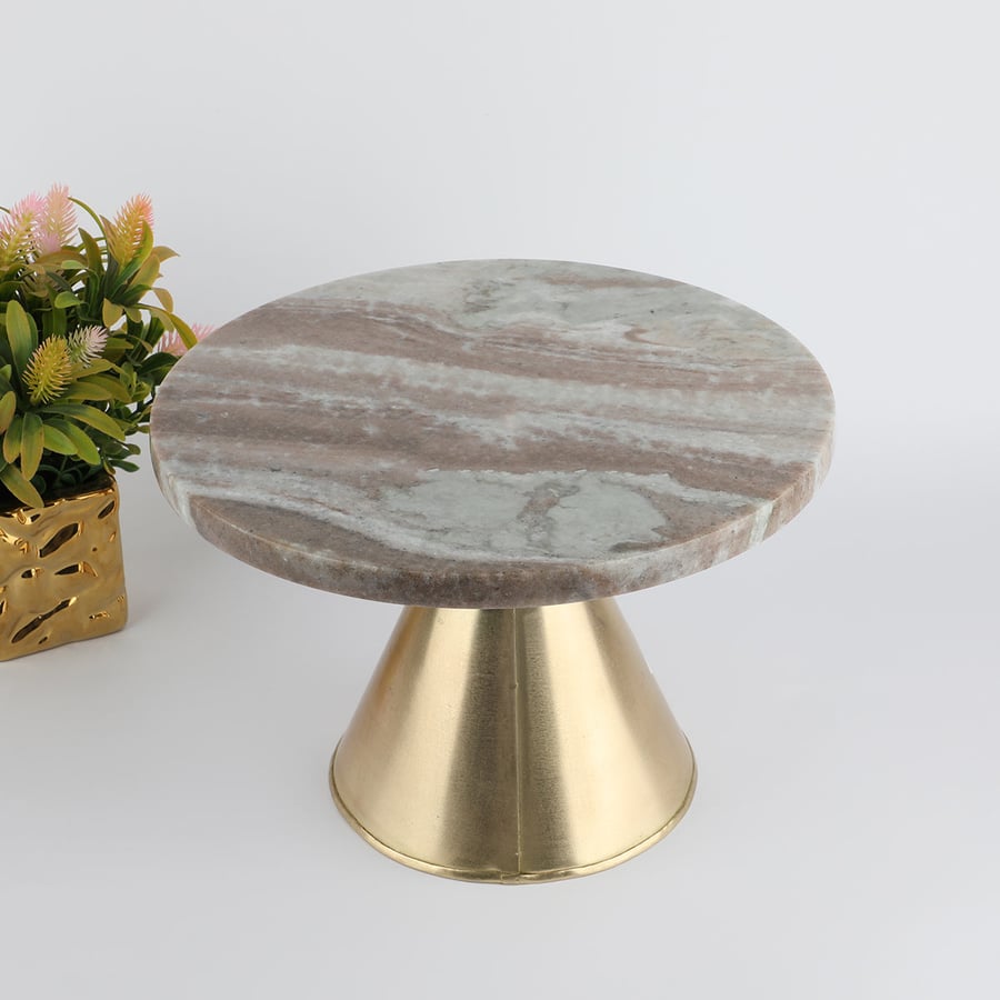 Stand for halva, marble, with golden steel base, size 26*18 cm