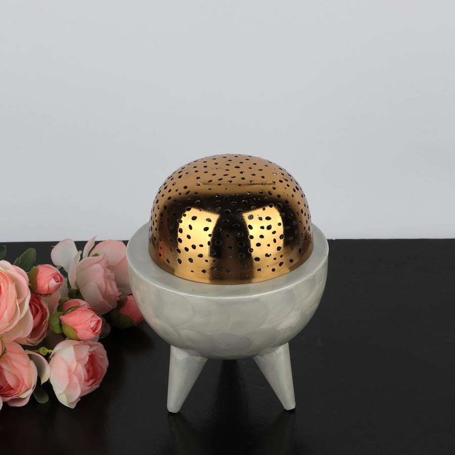 Steel incense burner, elegant shape, size 18*15 cm