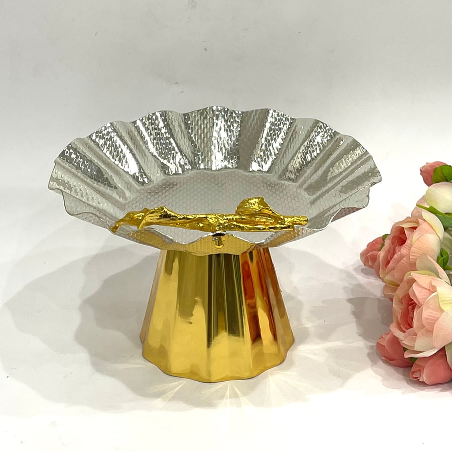 Silver dessert plate with a gold base, size 22*13 cm