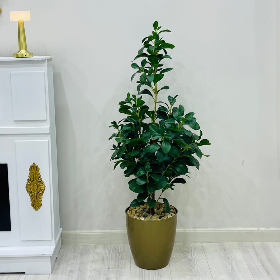 Artificial tree with a height of 105 cm