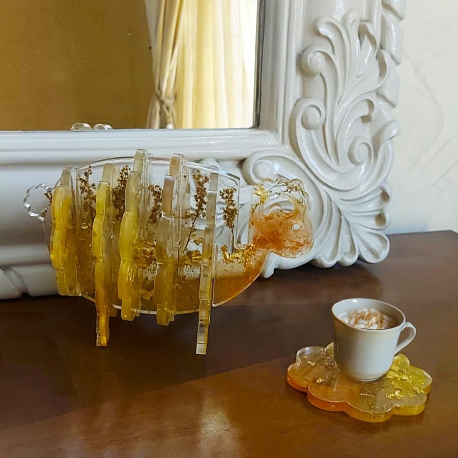 كوستر الخروف الذهبي النحاسي