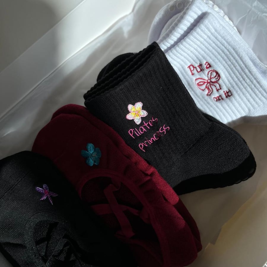 4 Lithe pilates socks package