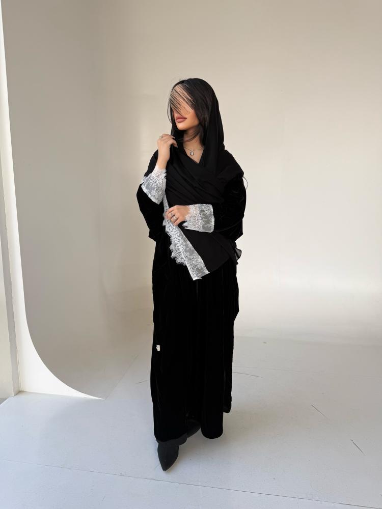Velvet Abaya • Dantel Trim