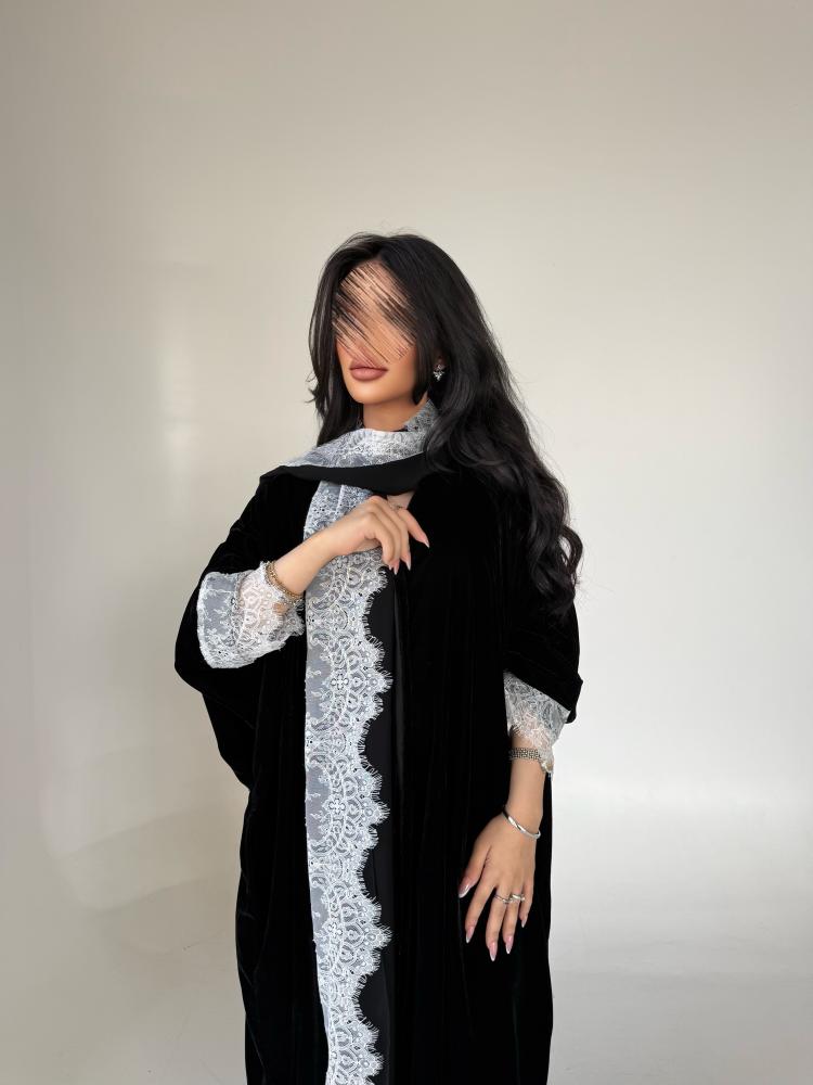 Velvet Abaya • Dantel Trim
