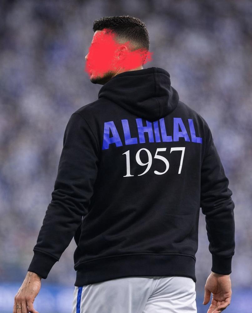 بلوفر بشعار الهلال من الخلف