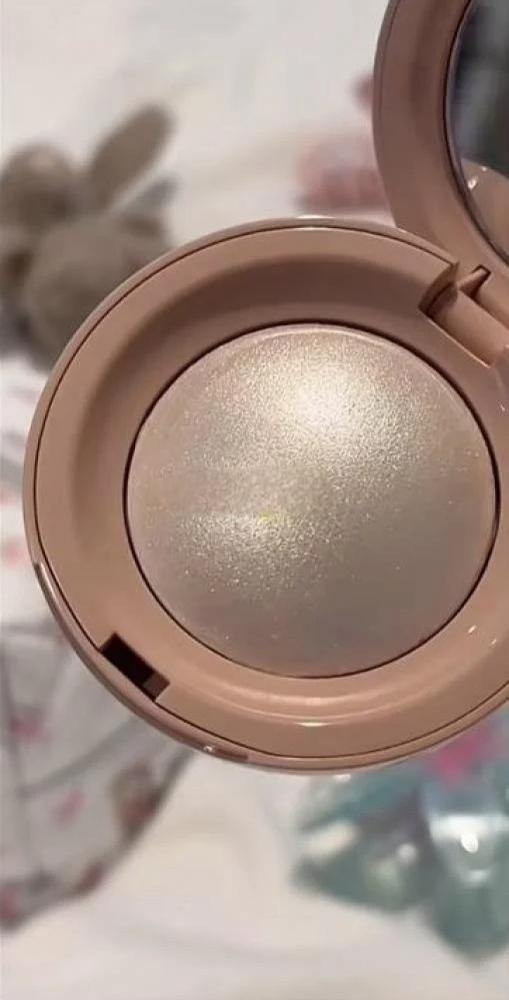 هايلايت Rare Beauty