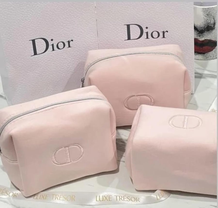 شنطة Dior وردي
