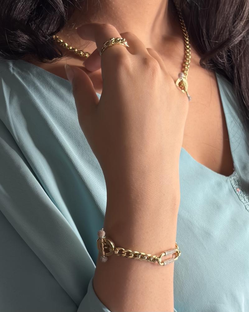 طقم A027 عيار 18
