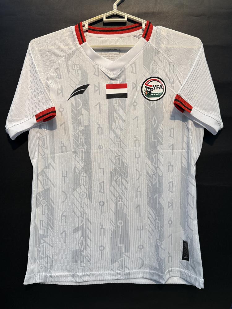 تيشيرت منتخب اليمن الابيض فئة اللاعبين