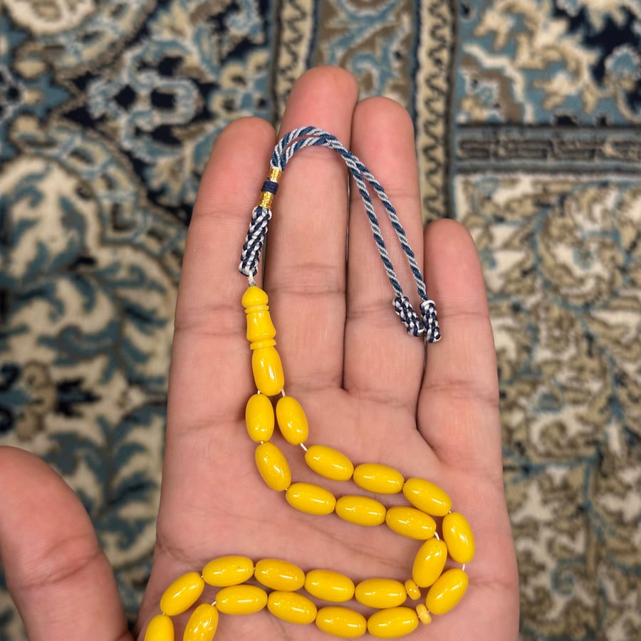 بكلايت أصفر منجم