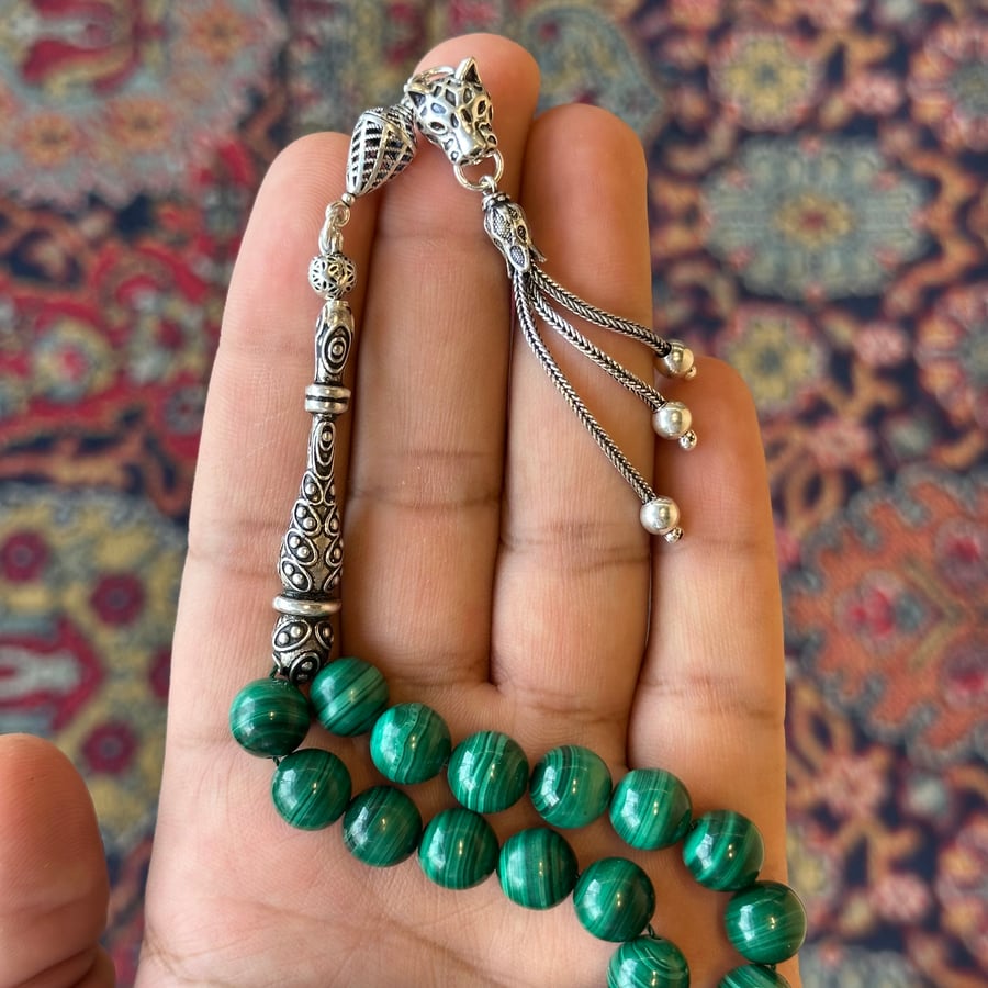 حجر المالاكيت