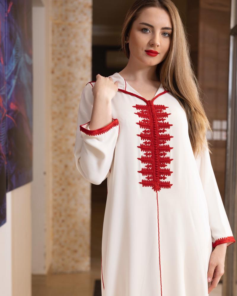 جلابيه احمر