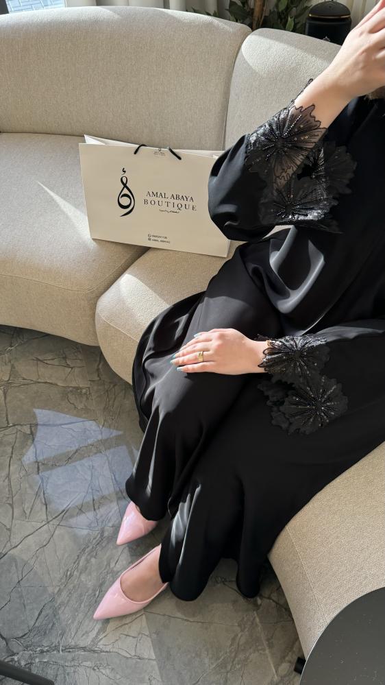 عبايه ورد
