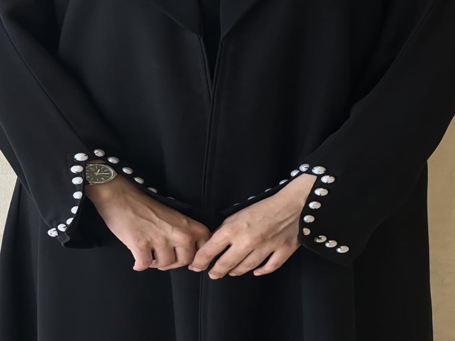 عباية لؤلؤ