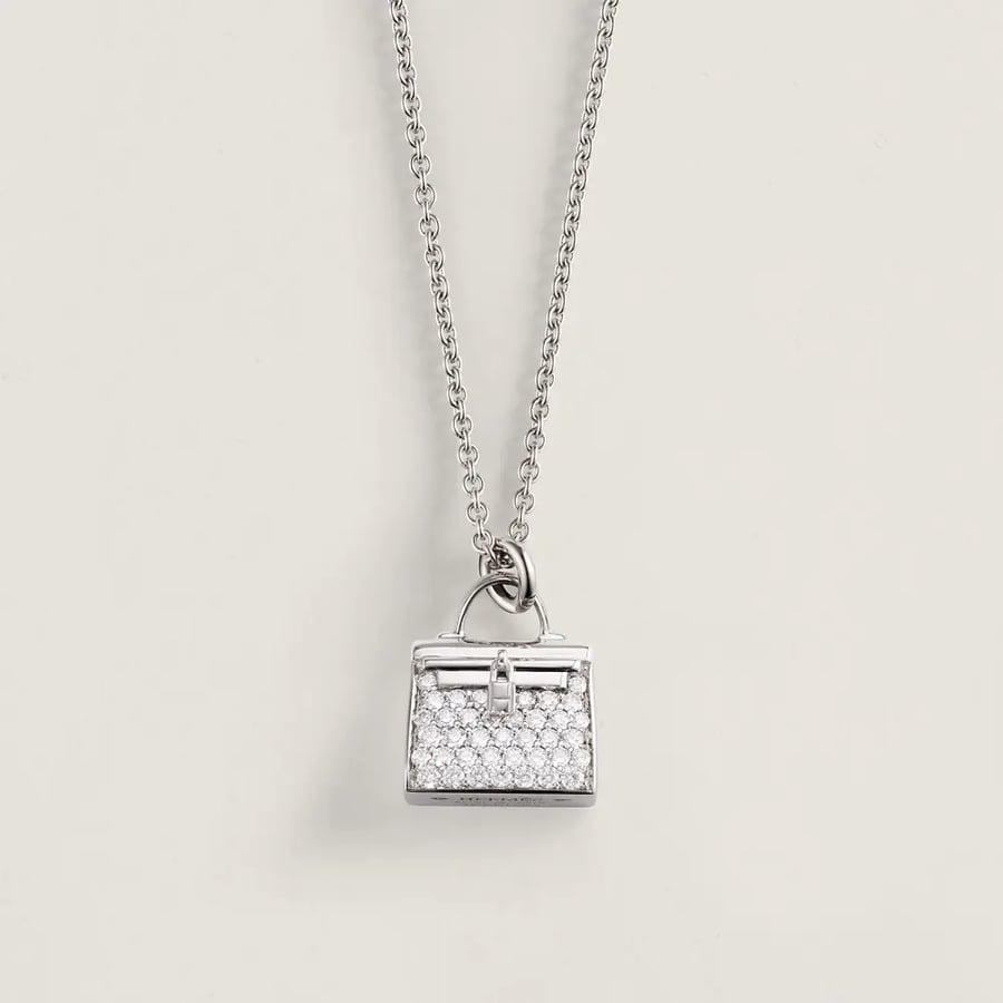 Kelly Pendant