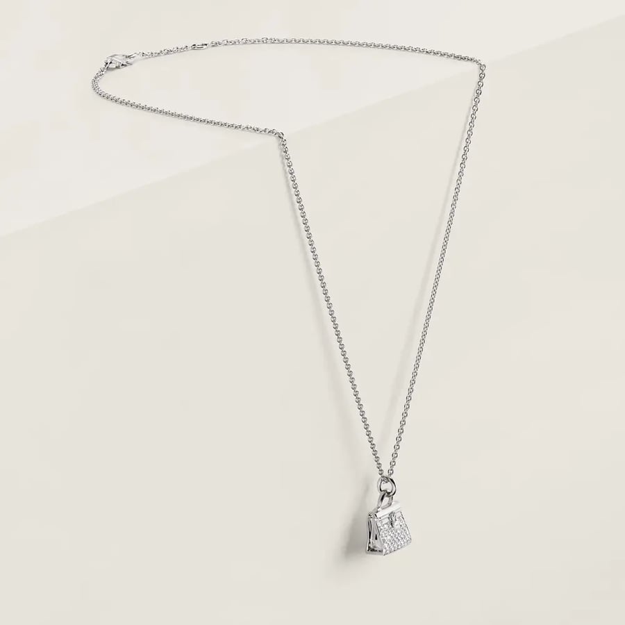 Kelly Pendant