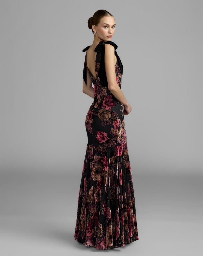 Mac Duggal - ماك دوغال