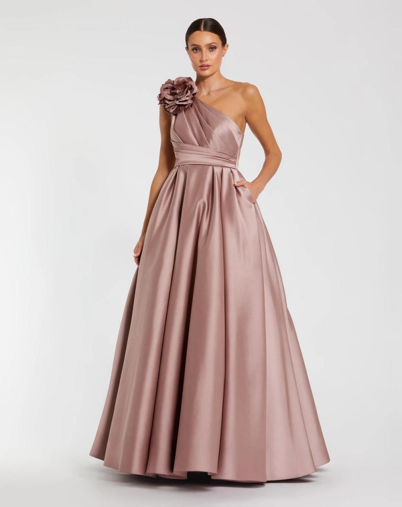 Mac Duggal - ماك دوغال