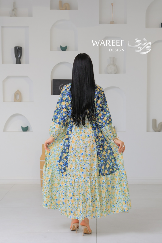 Soft thobe with a gradient floral pattern and calm colors with a braided waist belt