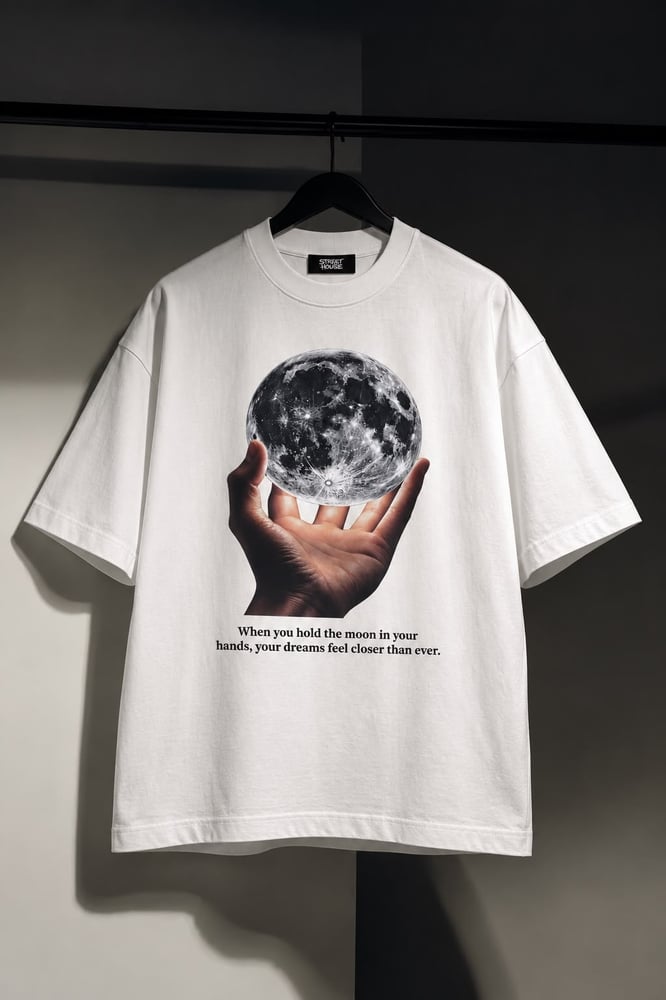 Moon hand