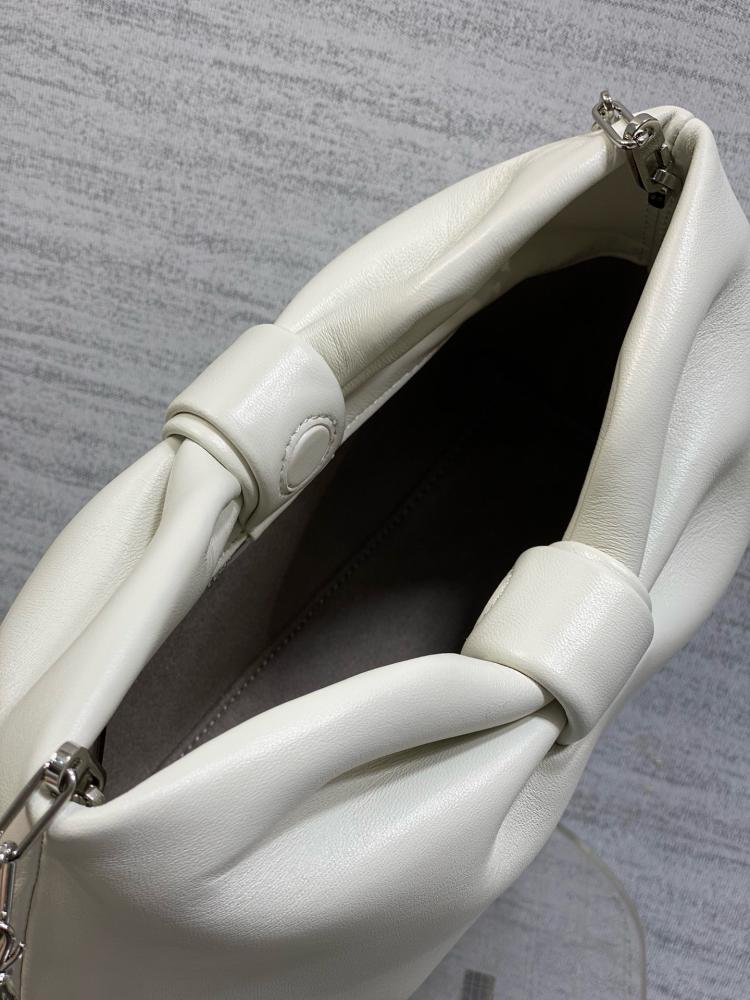 ديور BOW مقاس 26cm
