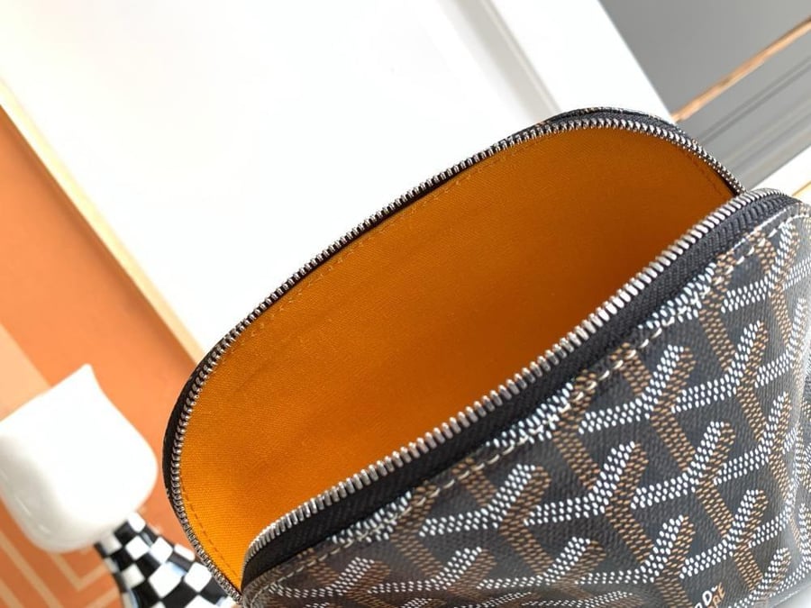 جويارد VENDOME POUCH مقاس 18cm