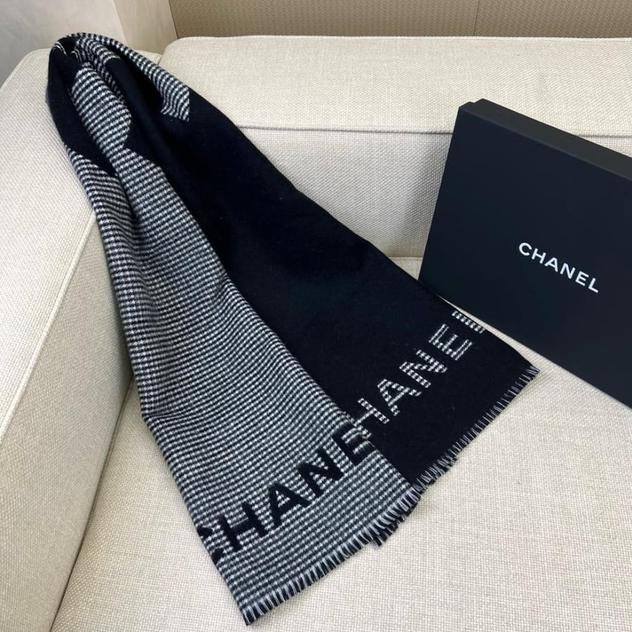 سكارف شانيل 180*34