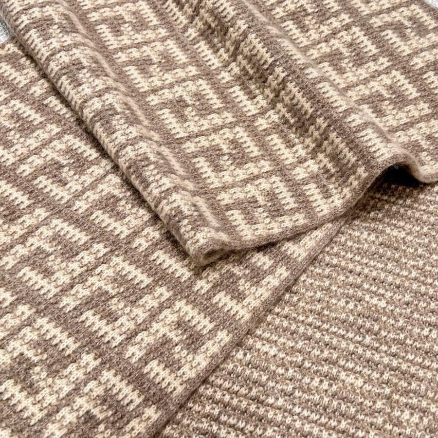 سكارف فندي مقاس 180*30