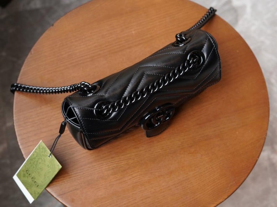 قوتشي GG marmont مقاس22cm