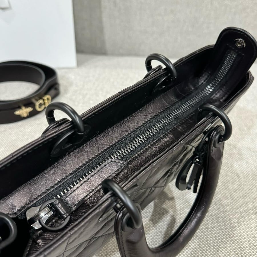 ديور D-Joy مقاس 26cm