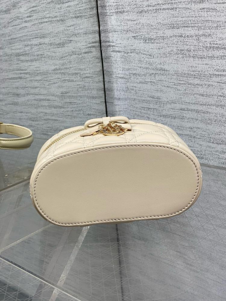 ديور Mini Vanity مقاس 17cm