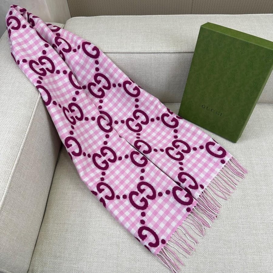 سكارف قوتشي 240*35