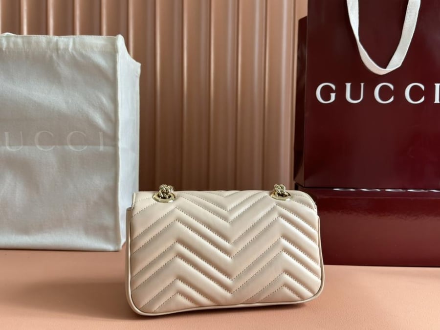 قوتشي GG marmont مقاس 22