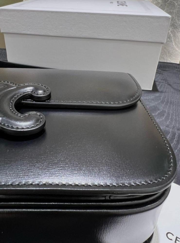 سيلين TEEN TRIOMPHE مقاس 22cm