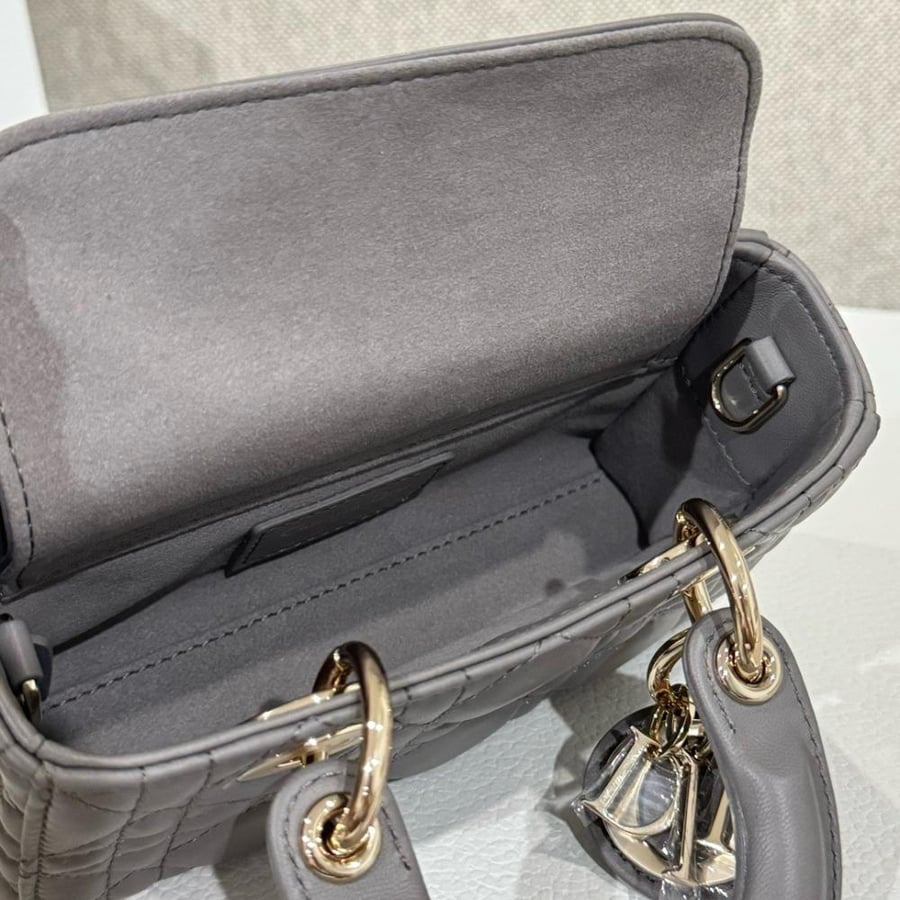ديور جوي مايكرو مقاس 16cm