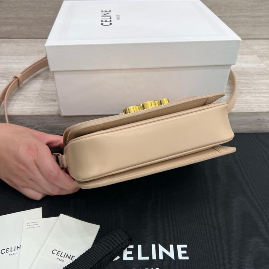 سيلين TEEN TRIOMPHE مقاس 18.5cm