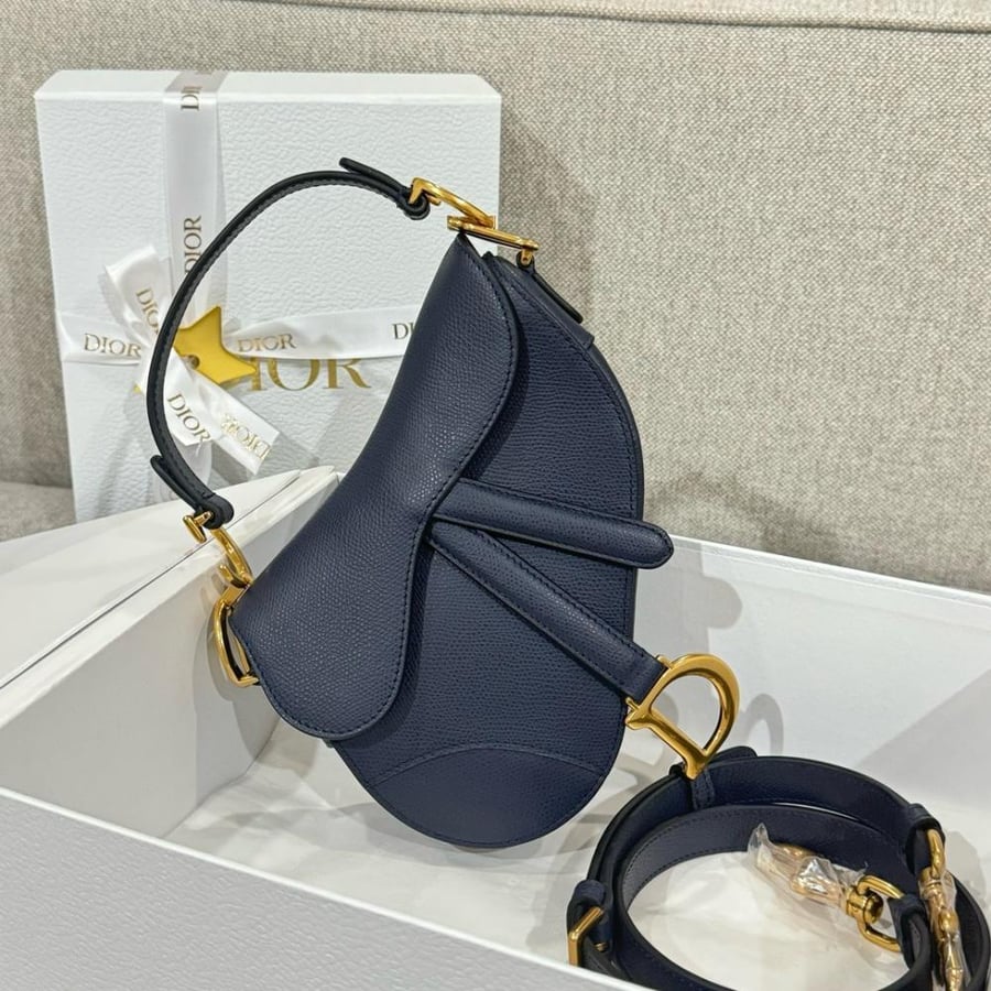 ديور سادل باق مقاس 19cm