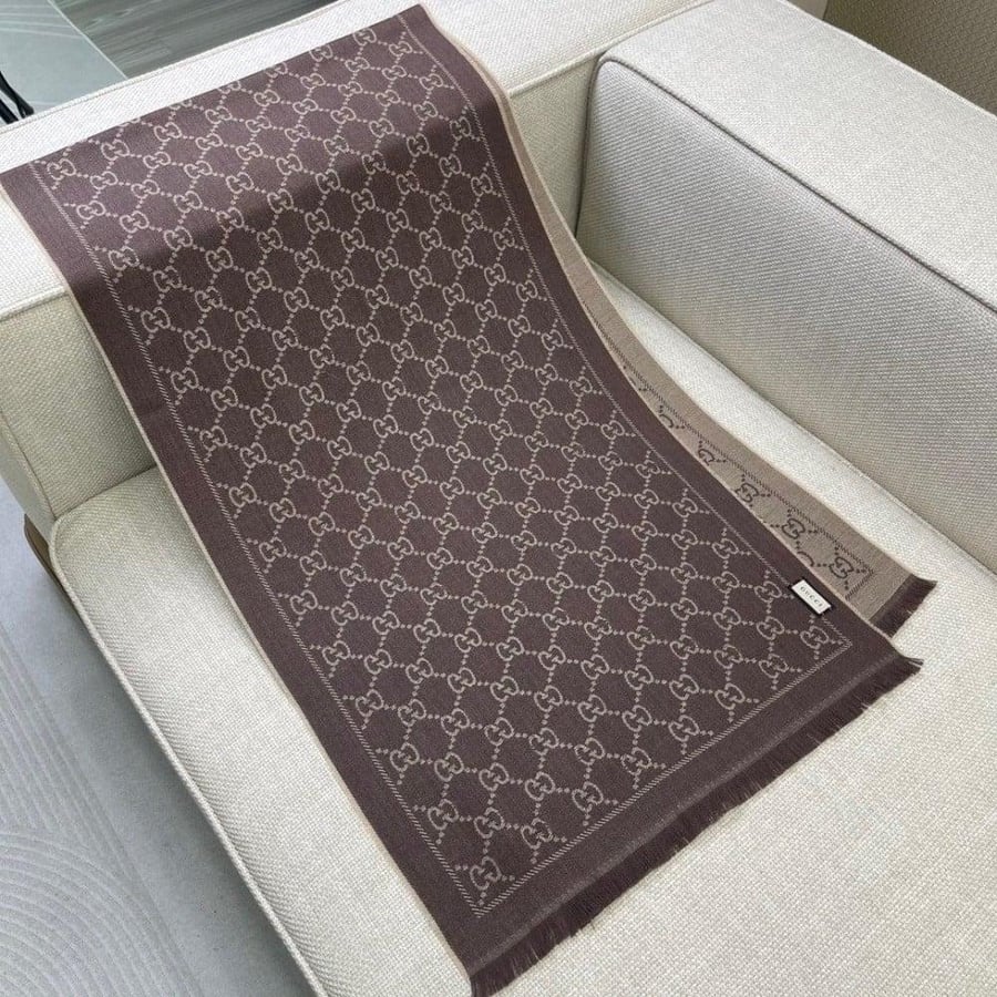 سكارف قوتشي 180*48