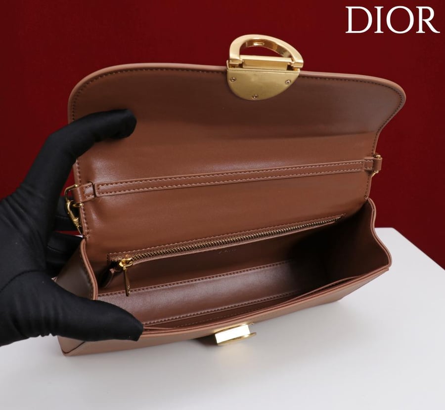 ديور Medaillon مقاس 26cm