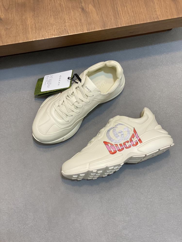 شوز قوتشي 35-44