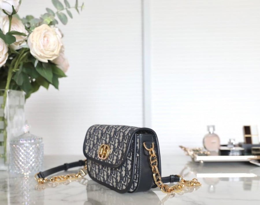 ديور ‏ ‏Montaigne Avenue مقاس22.5cm