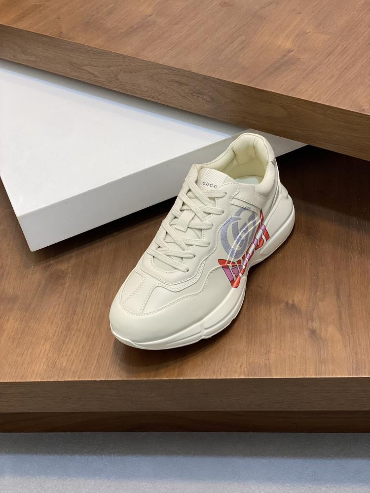 شوز قوتشي 35-44