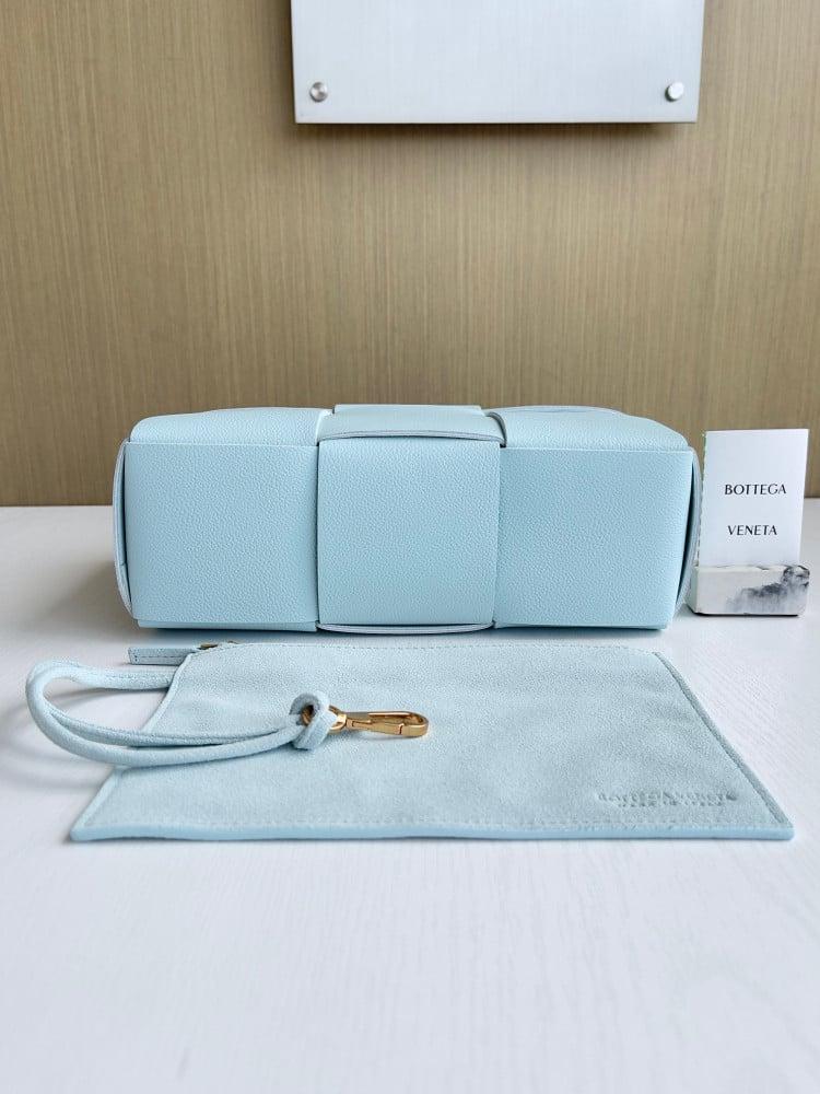 بوتيقا Arco Tote مقاس 25cm