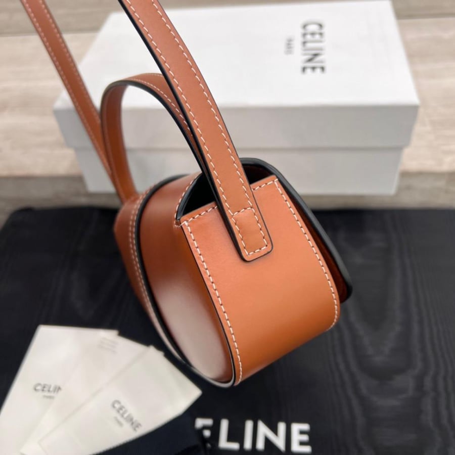 سيلين TRIOMPHE CHNVAS مقاس18cm